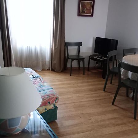 Appartement Avignon Centre Intra Muros Cour Exterieure Parking Prive Gratuit Luaran gambar