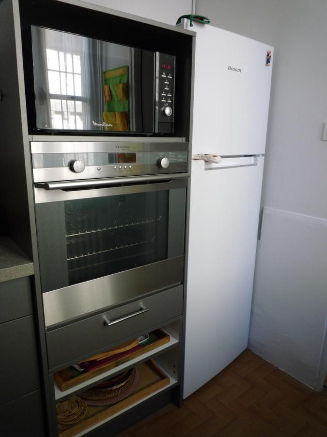 Appartement Avignon Centre Intra Muros Cour Exterieure Parking Prive Gratuit Luaran gambar