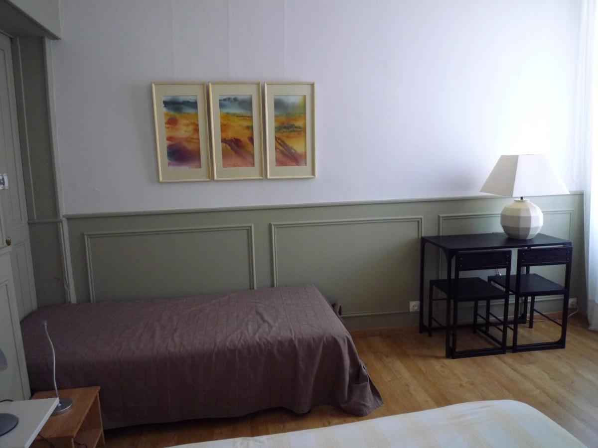 Appartement Avignon Centre Intra Muros Cour Exterieure Parking Prive Gratuit Luaran gambar