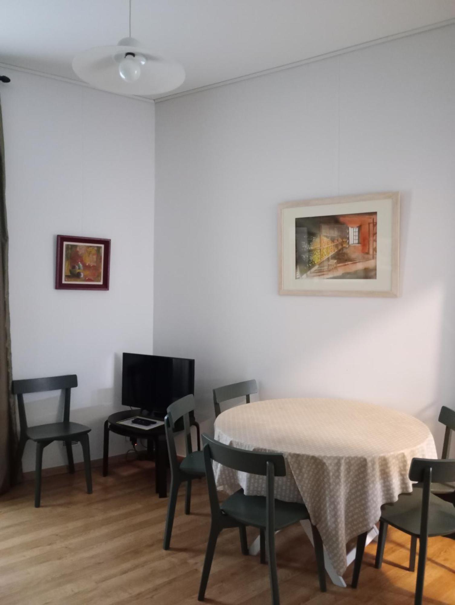 Appartement Avignon Centre Intra Muros Cour Exterieure Parking Prive Gratuit Luaran gambar