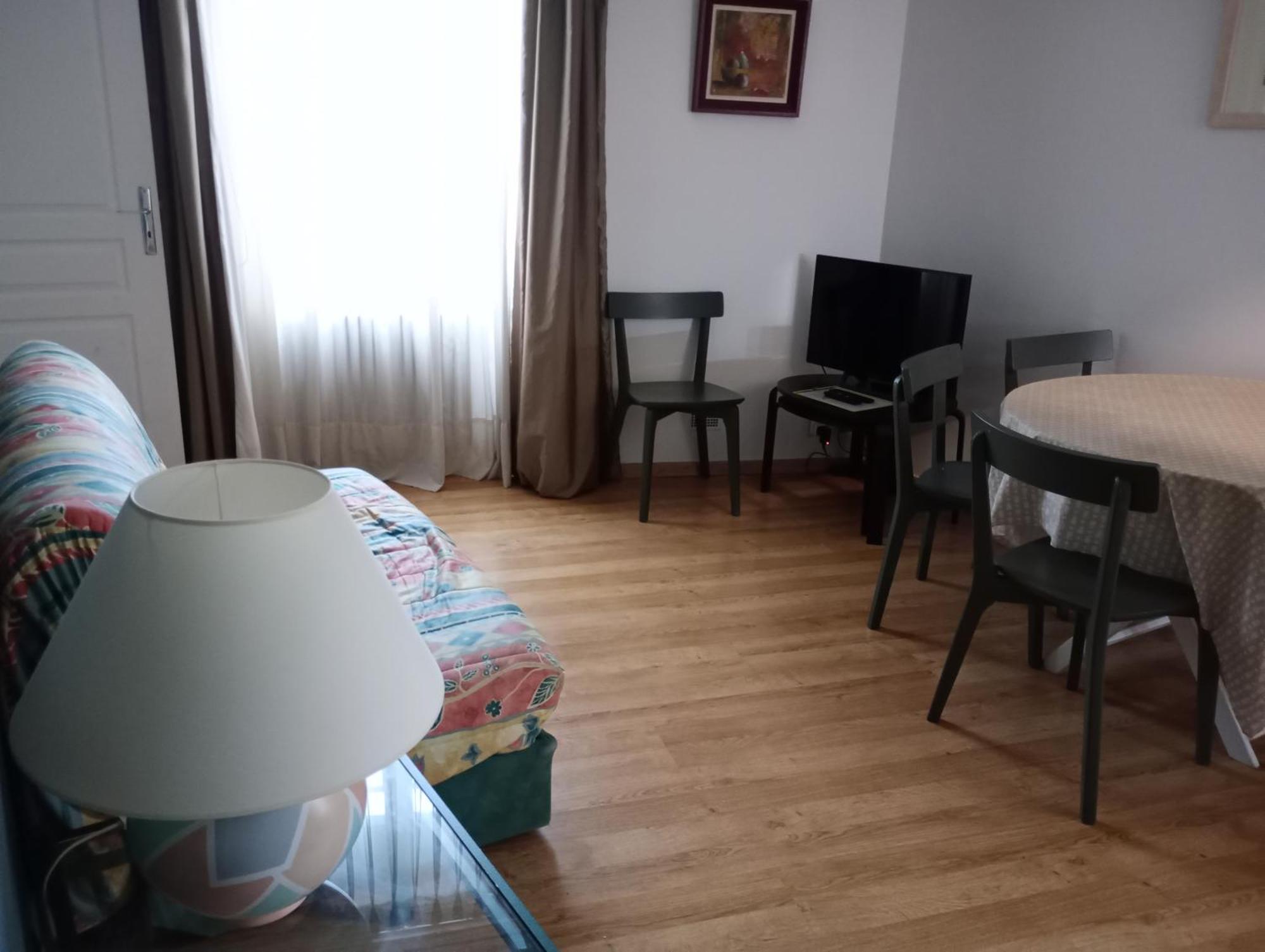 Appartement Avignon Centre Intra Muros Cour Exterieure Parking Prive Gratuit Luaran gambar